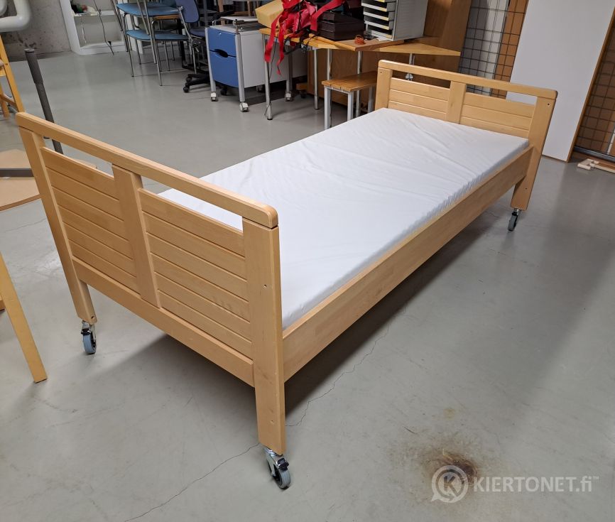 Kiertonet sänky pyörillä