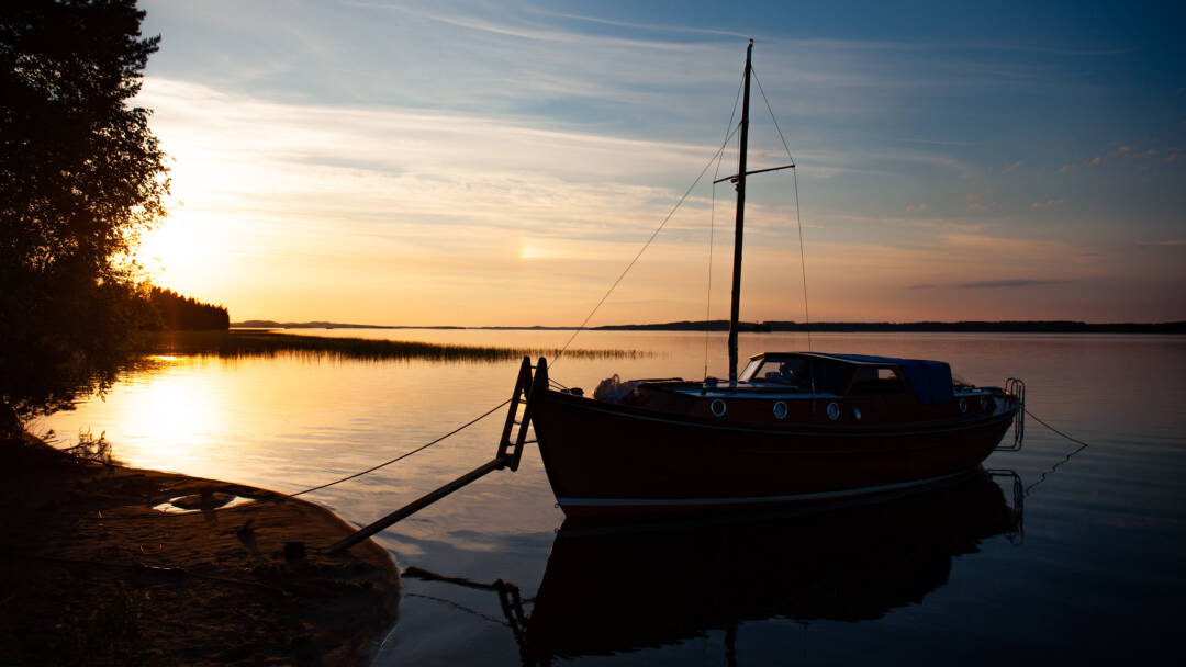 iisvesi auringonlasku vene kesä