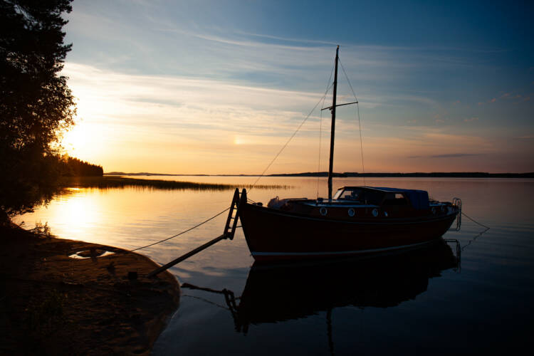 iisvesi auringonlasku vene kesä